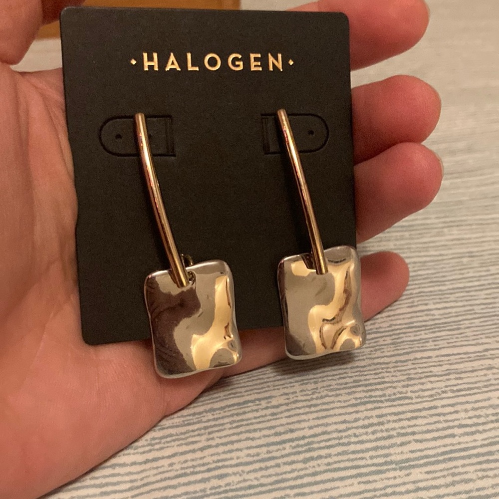 NWT halogen statement earrings